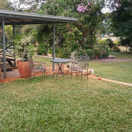 Gold City Motel Charters Towers Esterno foto