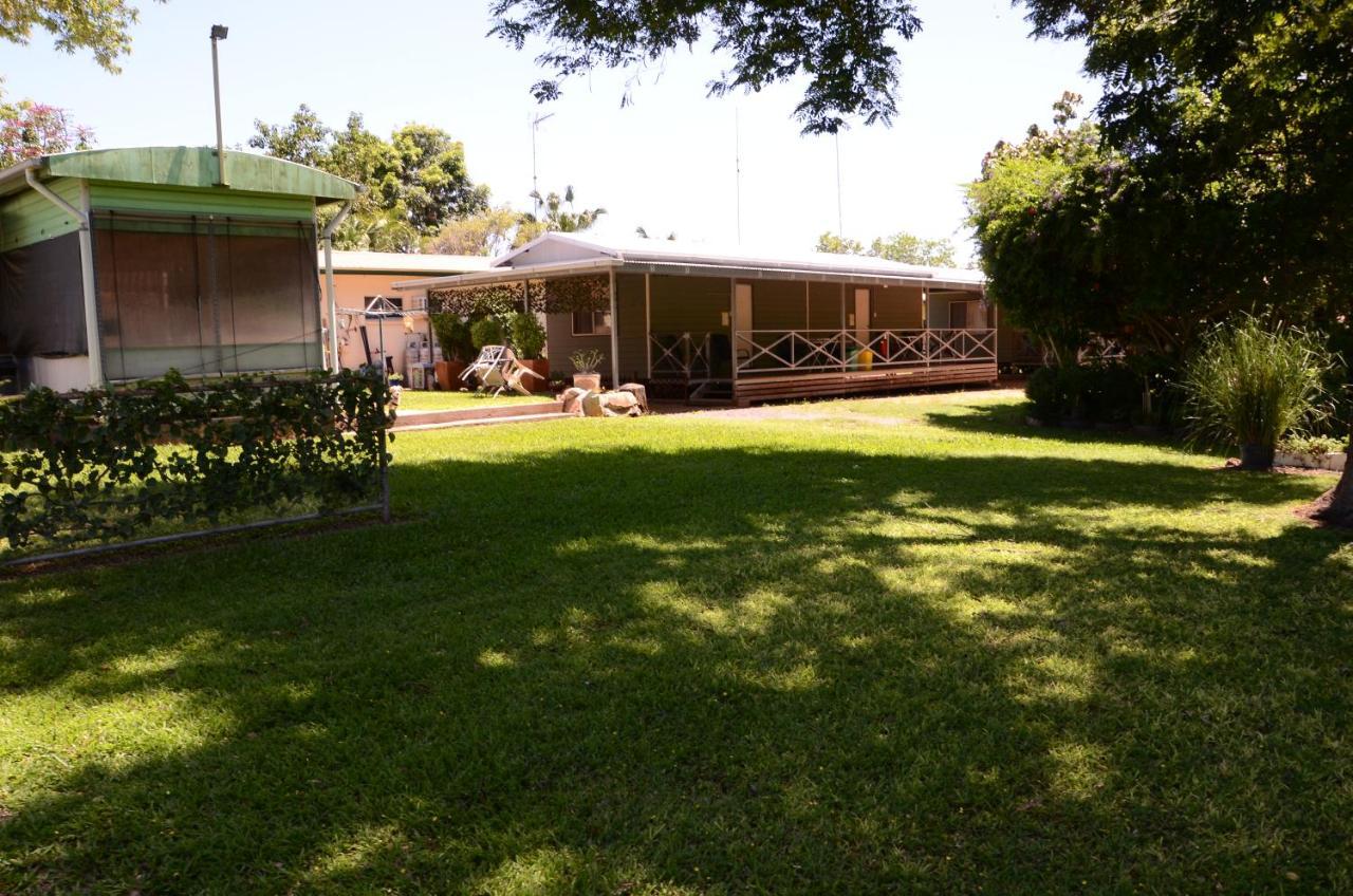 Gold City Motel Charters Towers Esterno foto